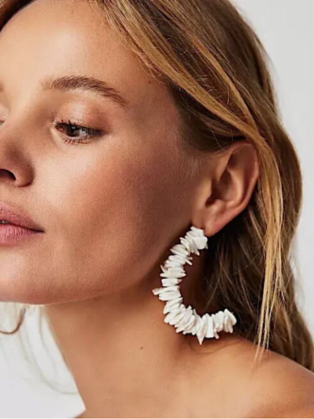 NEW Anthropologie Casa Clara Naya White Puka Shell Hoop Earrings